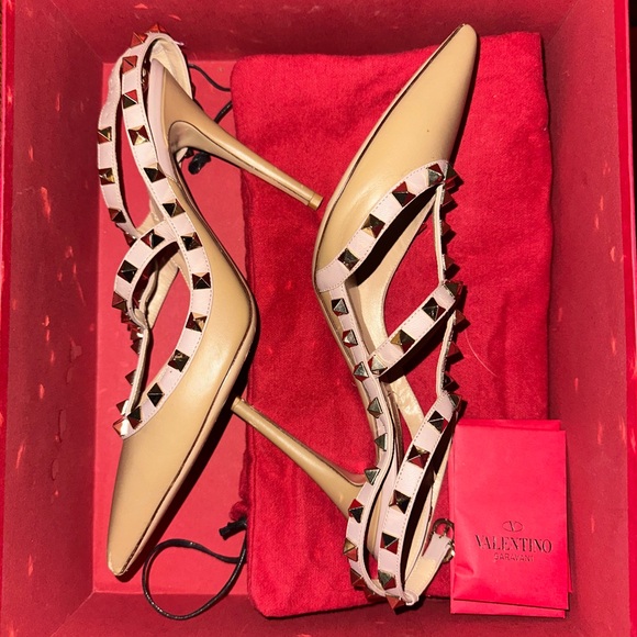 Valentino Tan Rockstud Heels - Picture 9 of 10